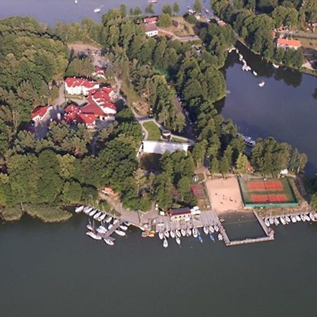 Hotel Osrodek Szkoleniowo - Wypoczynkowy Guzianka Ruciane-Nida Esterno foto